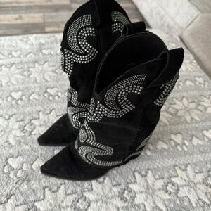 Elegant Black Embellished Heeled Boots
